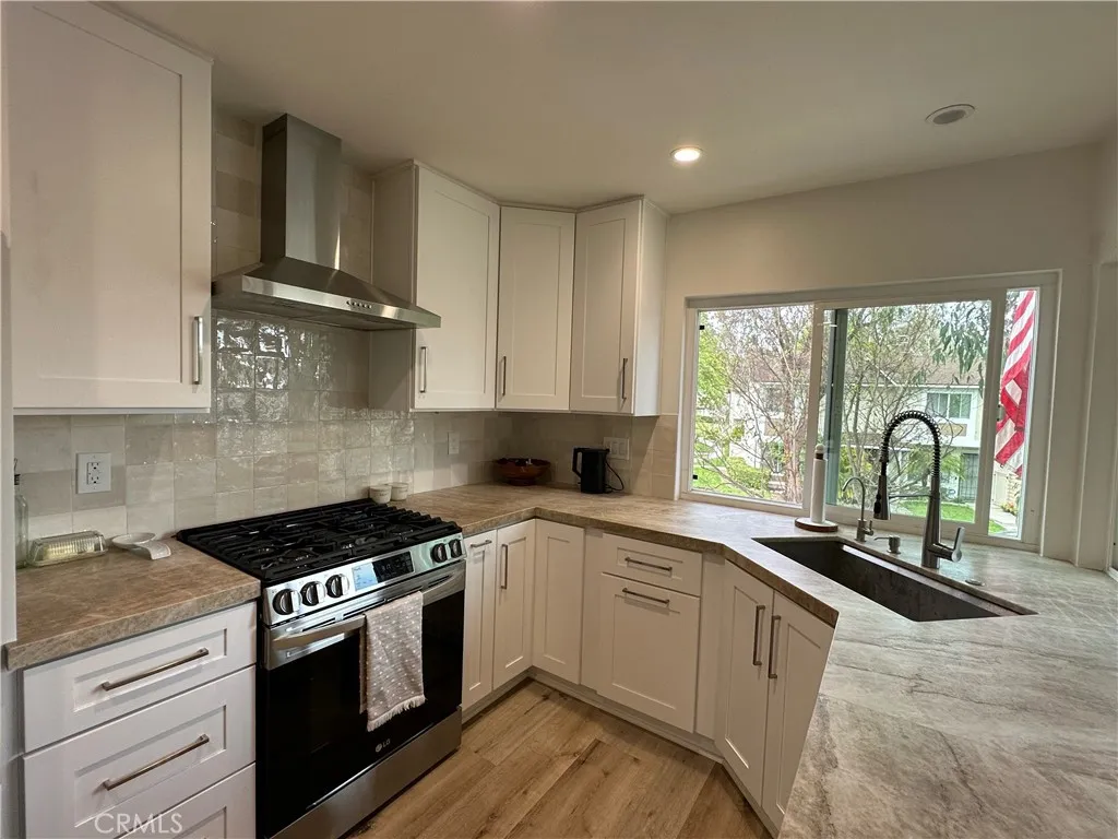 5458 E Willow Woods Lane 122, Anaheim, California 92807 home-pic-9